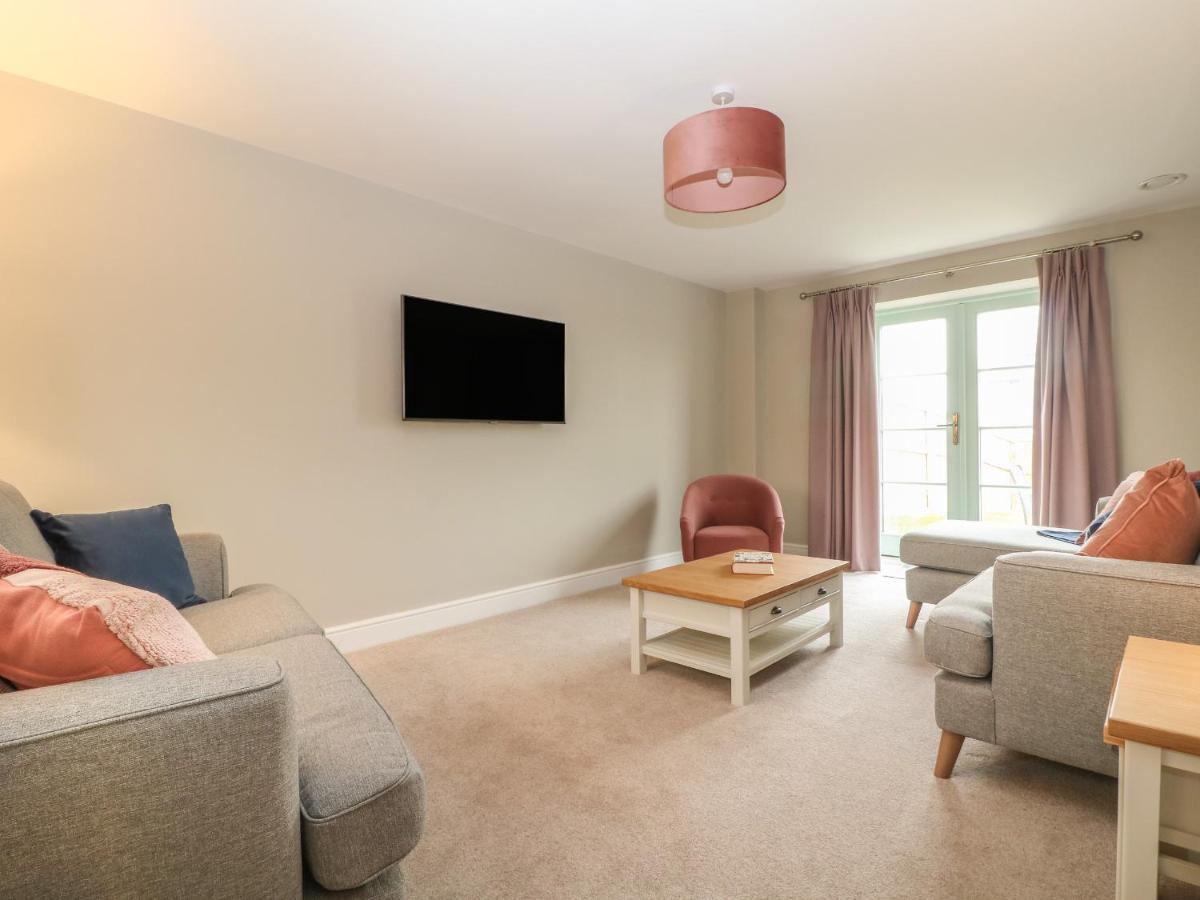 9 Windrush Heights Villa Burford Dış mekan fotoğraf