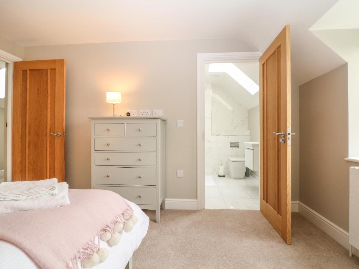 9 Windrush Heights Villa Burford Dış mekan fotoğraf