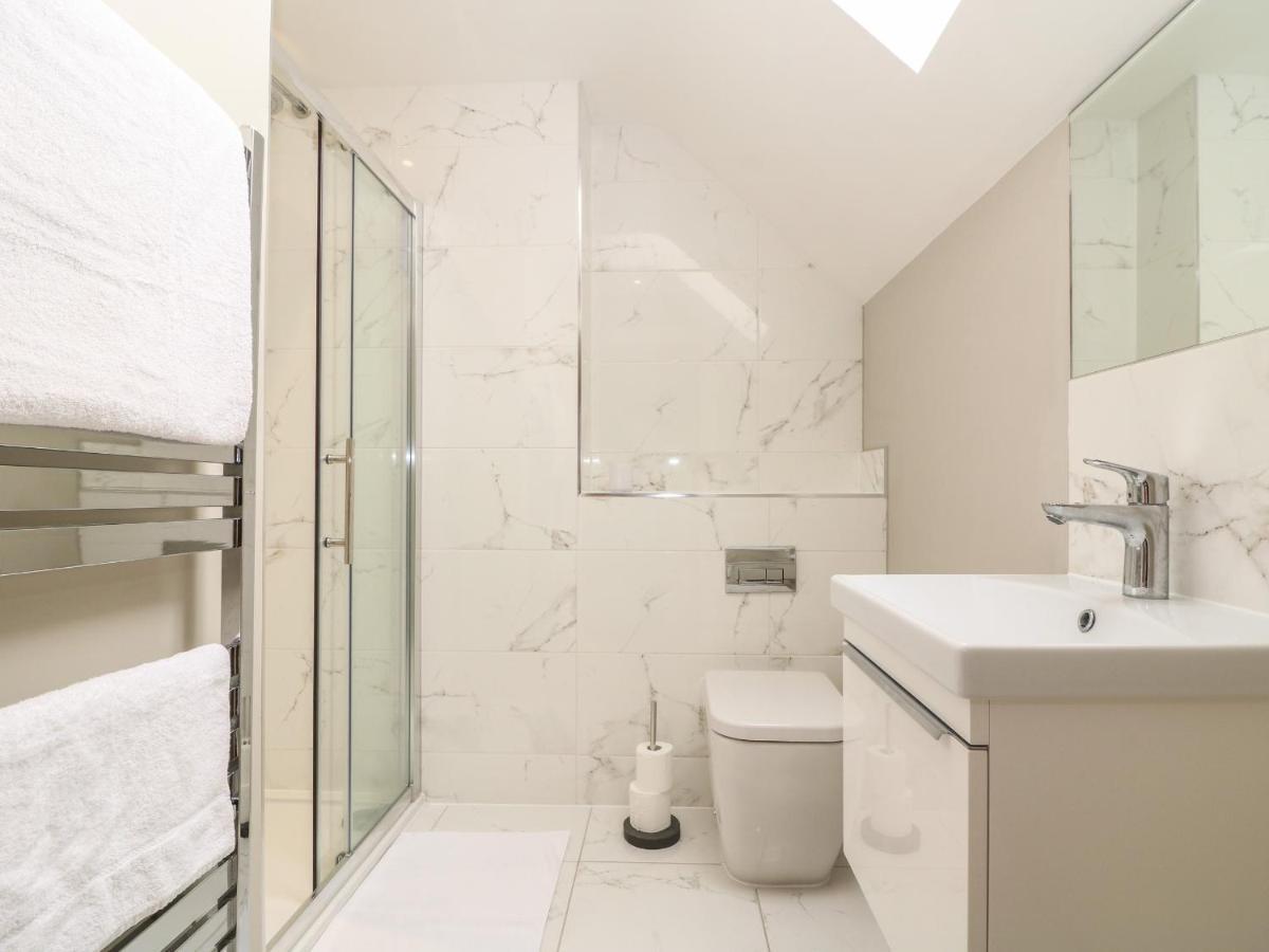9 Windrush Heights Villa Burford Dış mekan fotoğraf
